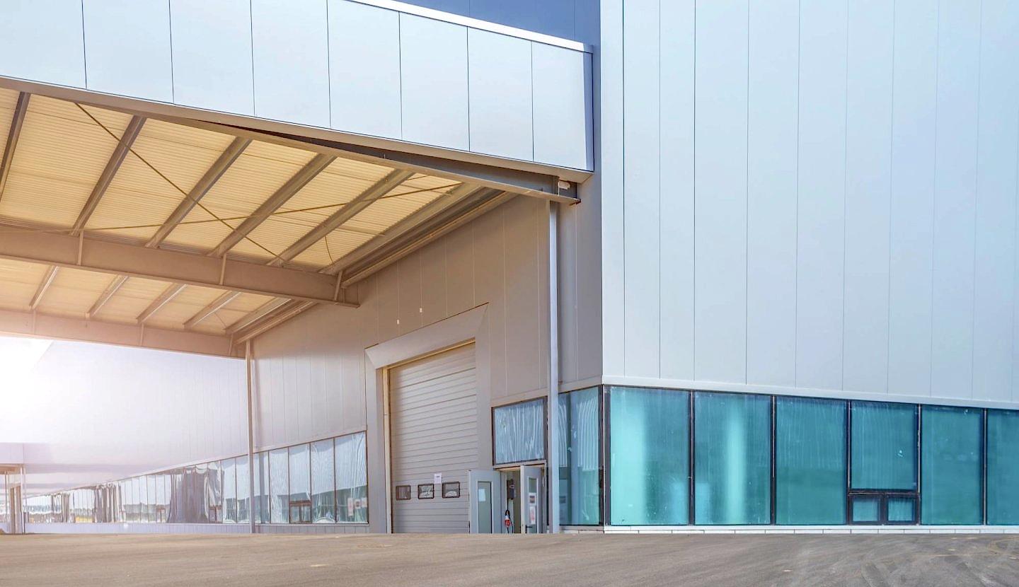 Ticaret Merkezi Depo Kapıları