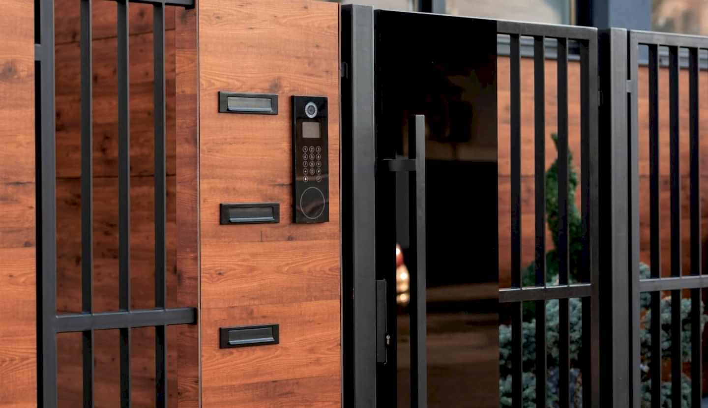 Ofis Güvenlik Kapıları Montajı